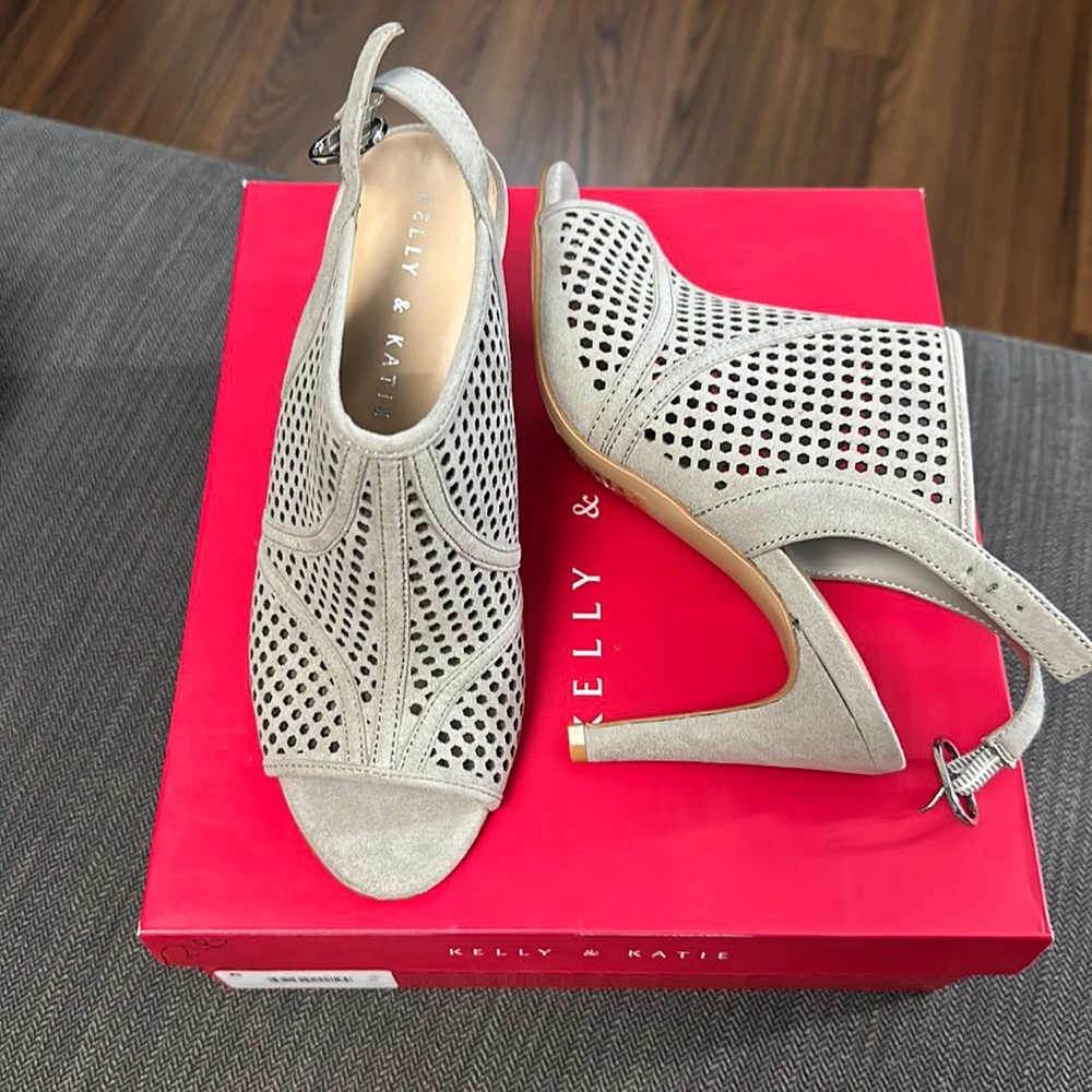 Grey heels